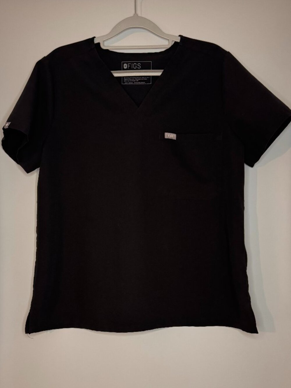 [L/P] FIGS Livingston Technical Collection Scrub Top - Black